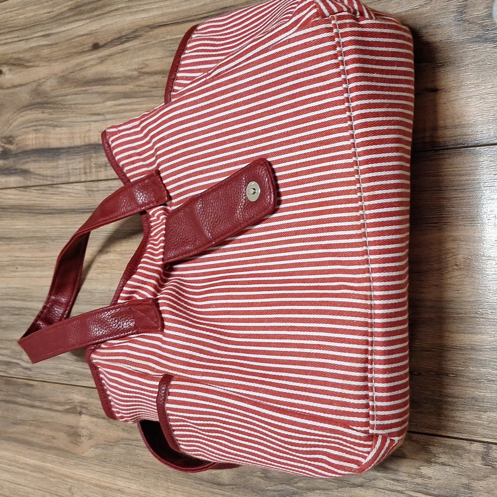 Red and white strip lunch box
